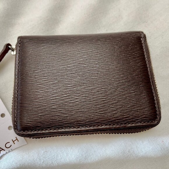 Coach Leather zippered Wallet - Dark Brown textured surface - NW Tag - Picture 3 of 5
